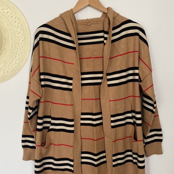 Women’s cardigan with hood, Medium size, W20.5, L30. - Picture 2 of 7